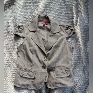 Cute Short Sleeve/ Puff- Sleeve Blazer (P-2)